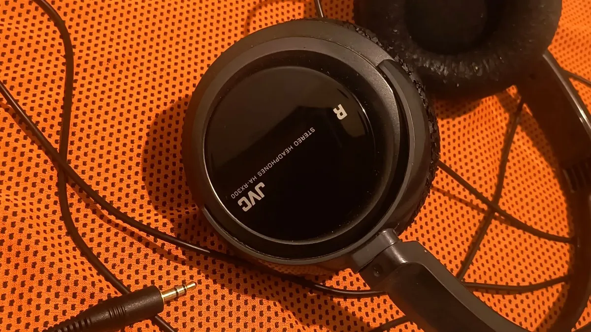 JVC HA-RX300 Headband Headphones - Image 1