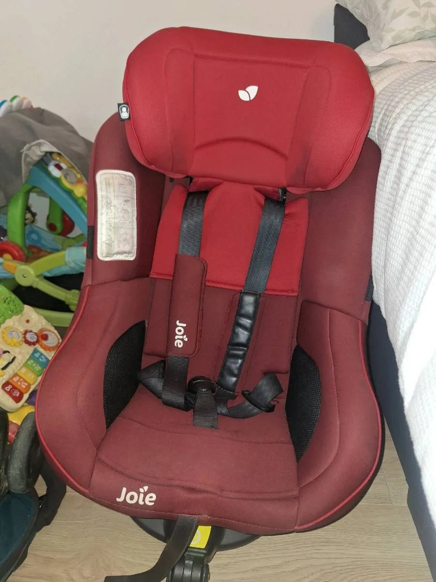 Joie 360 spin car seat