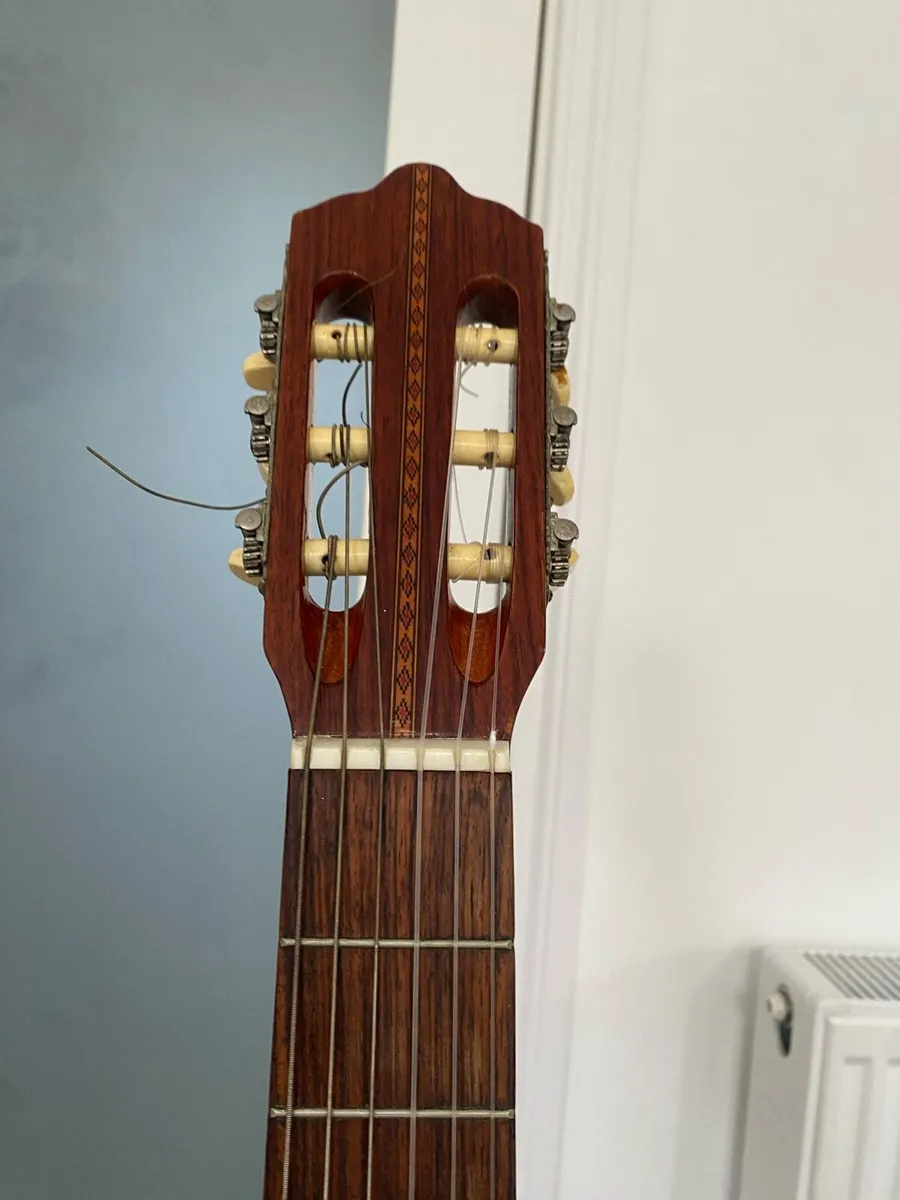 Vintage 1969 Ibanez Classical Guitar model 11 - Image 4