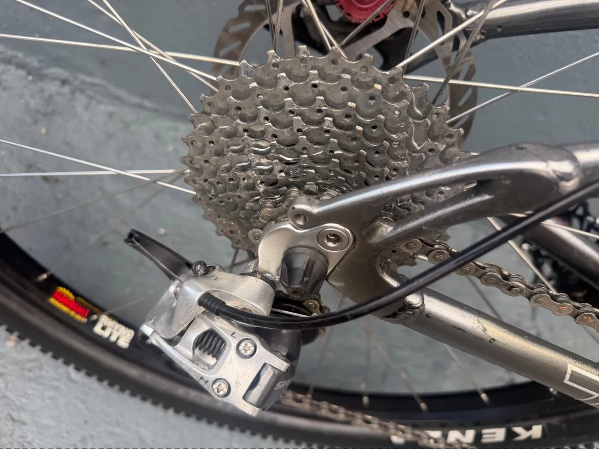 Trek Series 3❗️Open 7 days of the week ❗️ - Image 3