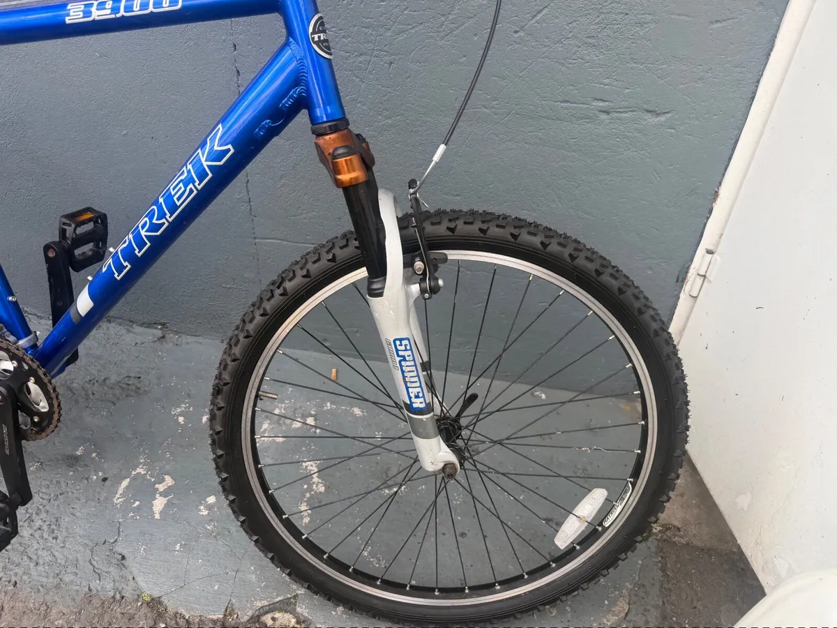 Trek 3900❗️Open 7 days of the week ❗️ - Image 3