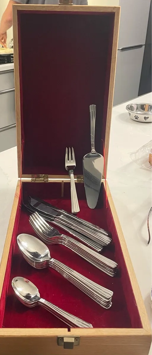 Newbridge cutlery set - Image 1