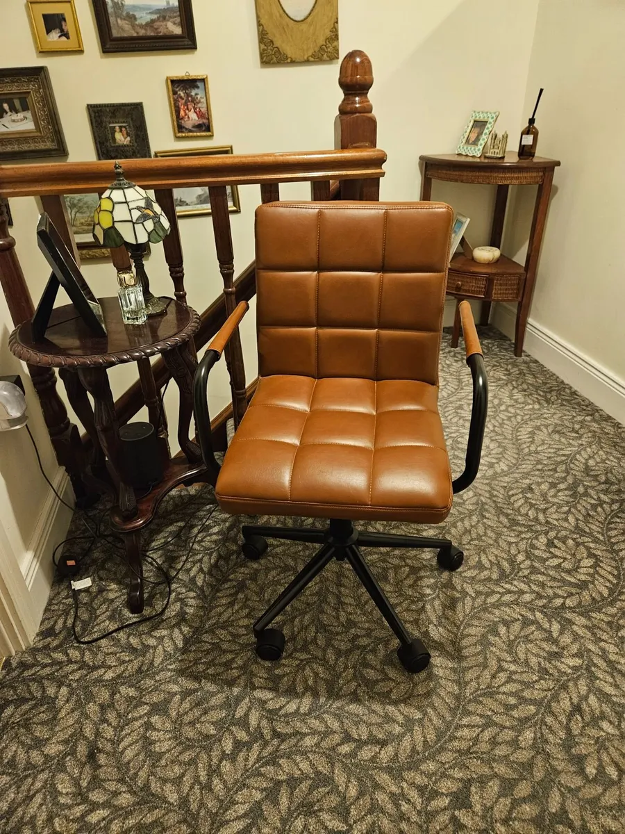 Office chair - Image 3