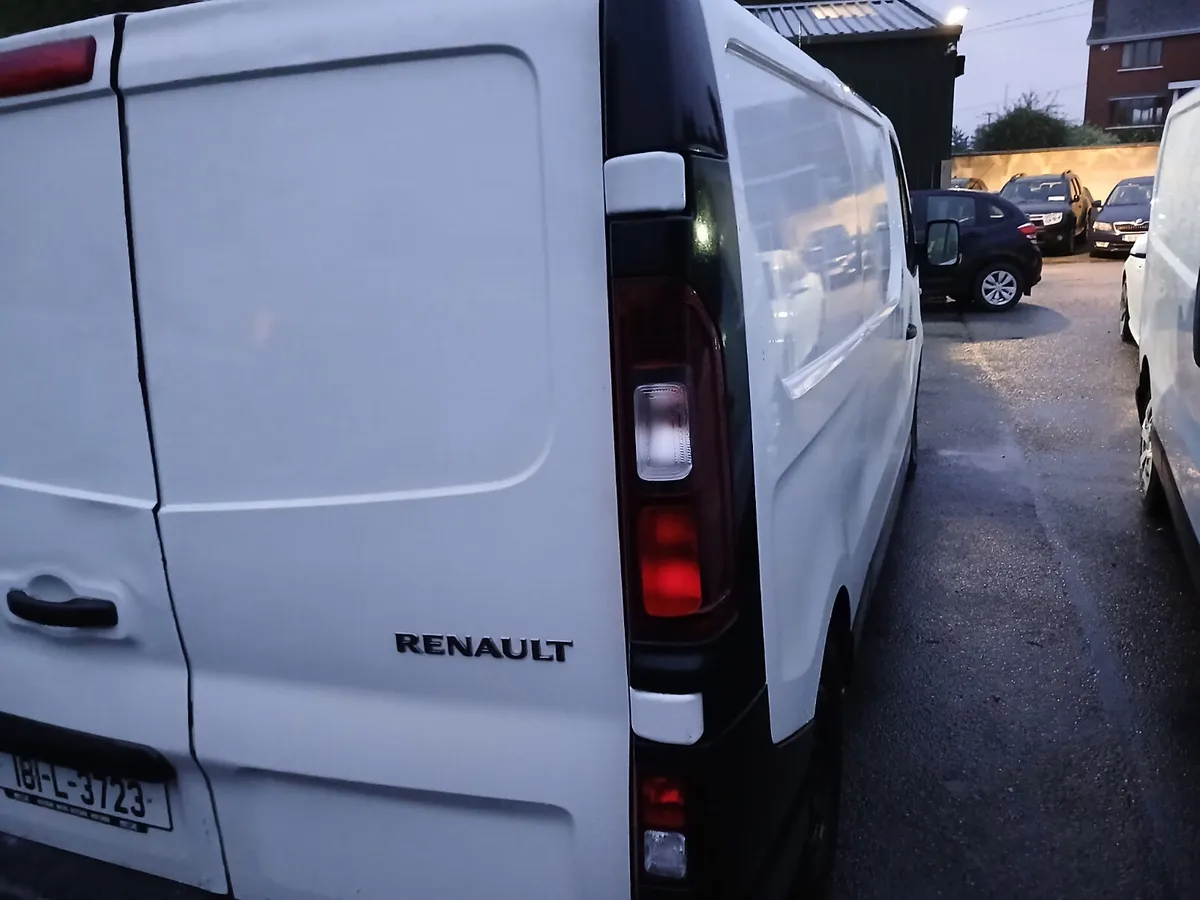 Renault Trafic 2018 - Image 3