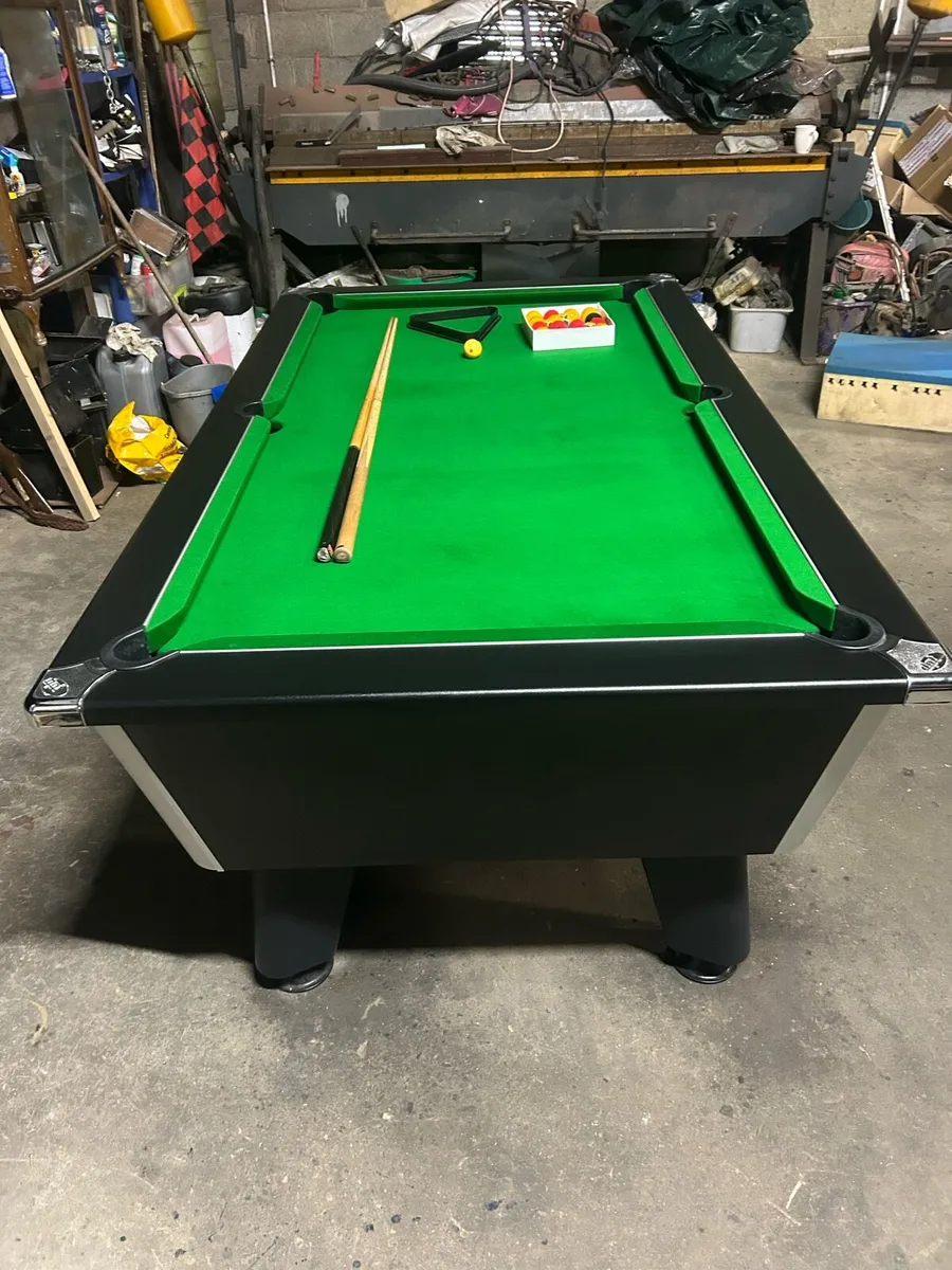 Pool table - Image 4