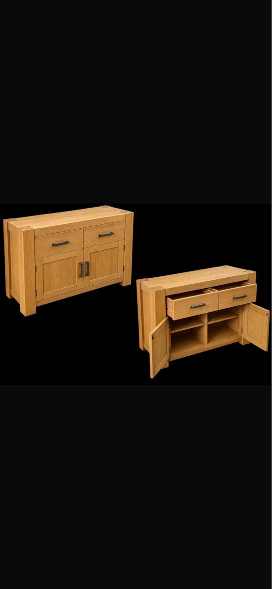 Solid Oak Dining Room Table & Chairs and Bench - Image 3