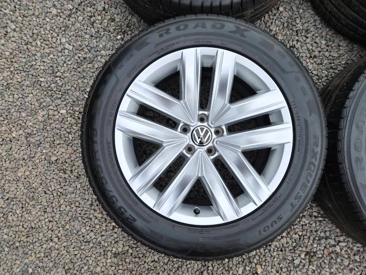 VW Touareg 19" Alloys - Image 2