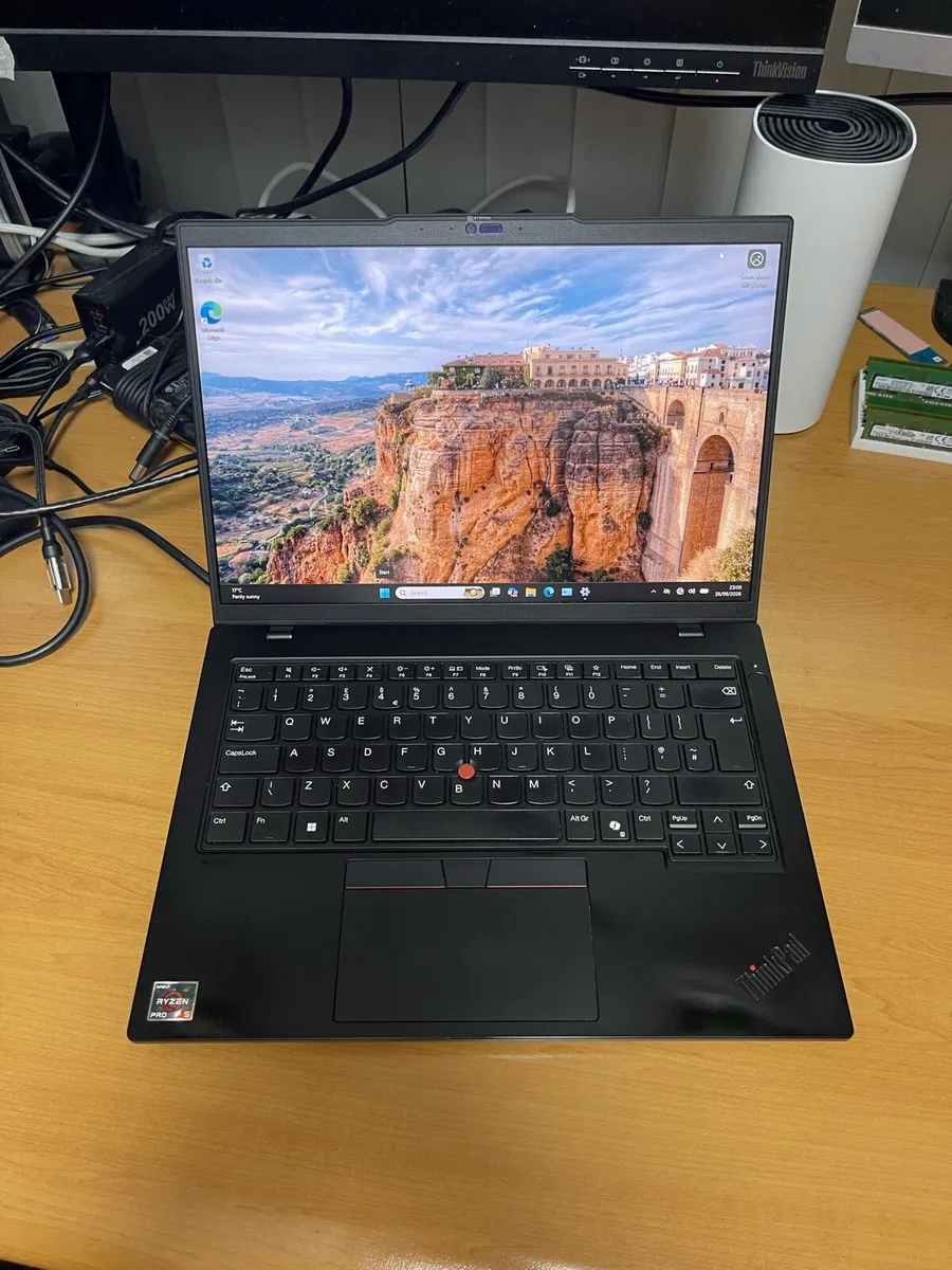 Lenovo L14 Gen 5 Ryzen 5 pro 16/256 - Image 1