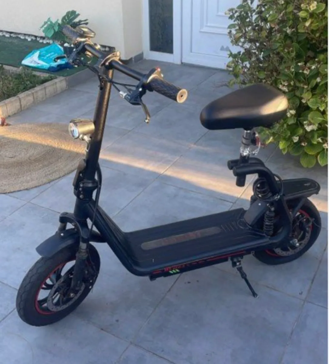 Electric scooter