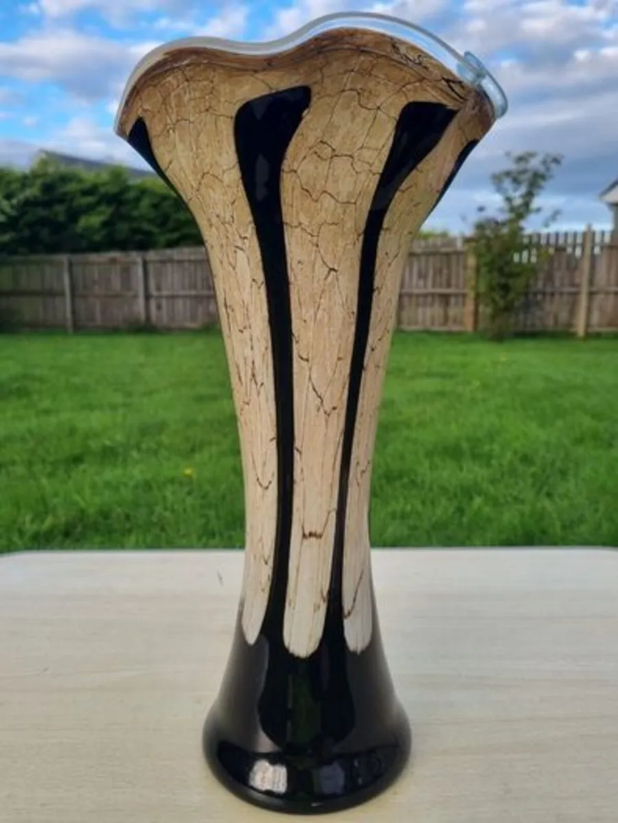 Artistic vase  Jozefina glassworks  Krosno Poland - Image 2