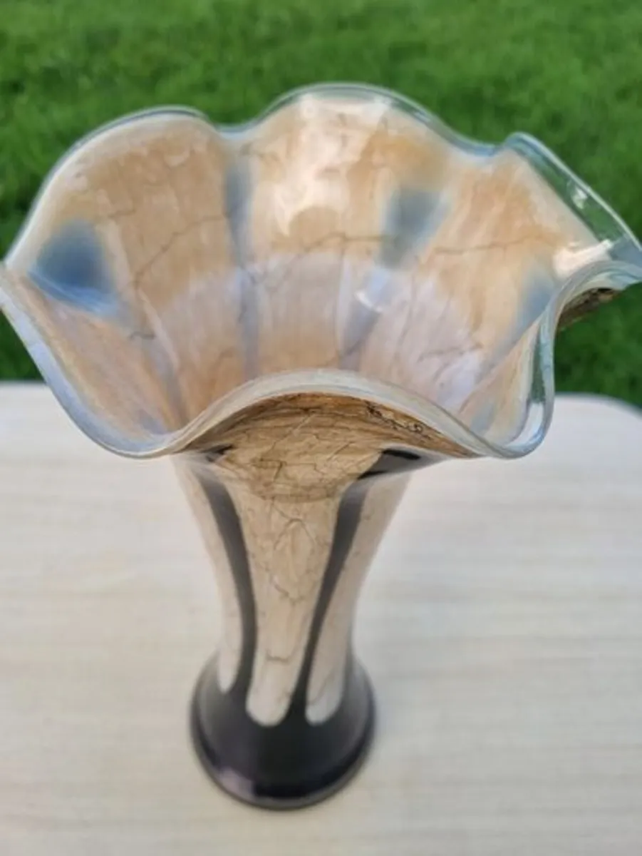 Artistic vase  Jozefina glassworks  Krosno Poland - Image 3