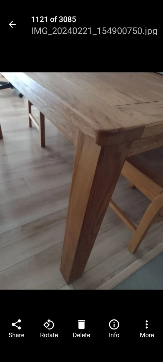 Beautiful heavy EZliving Solid Oak dining table - Image 3