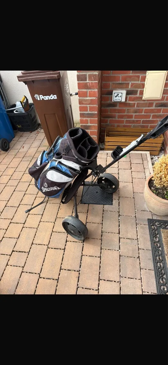 Set of golf clubs , bag , trolley and 20 balls - Image 3