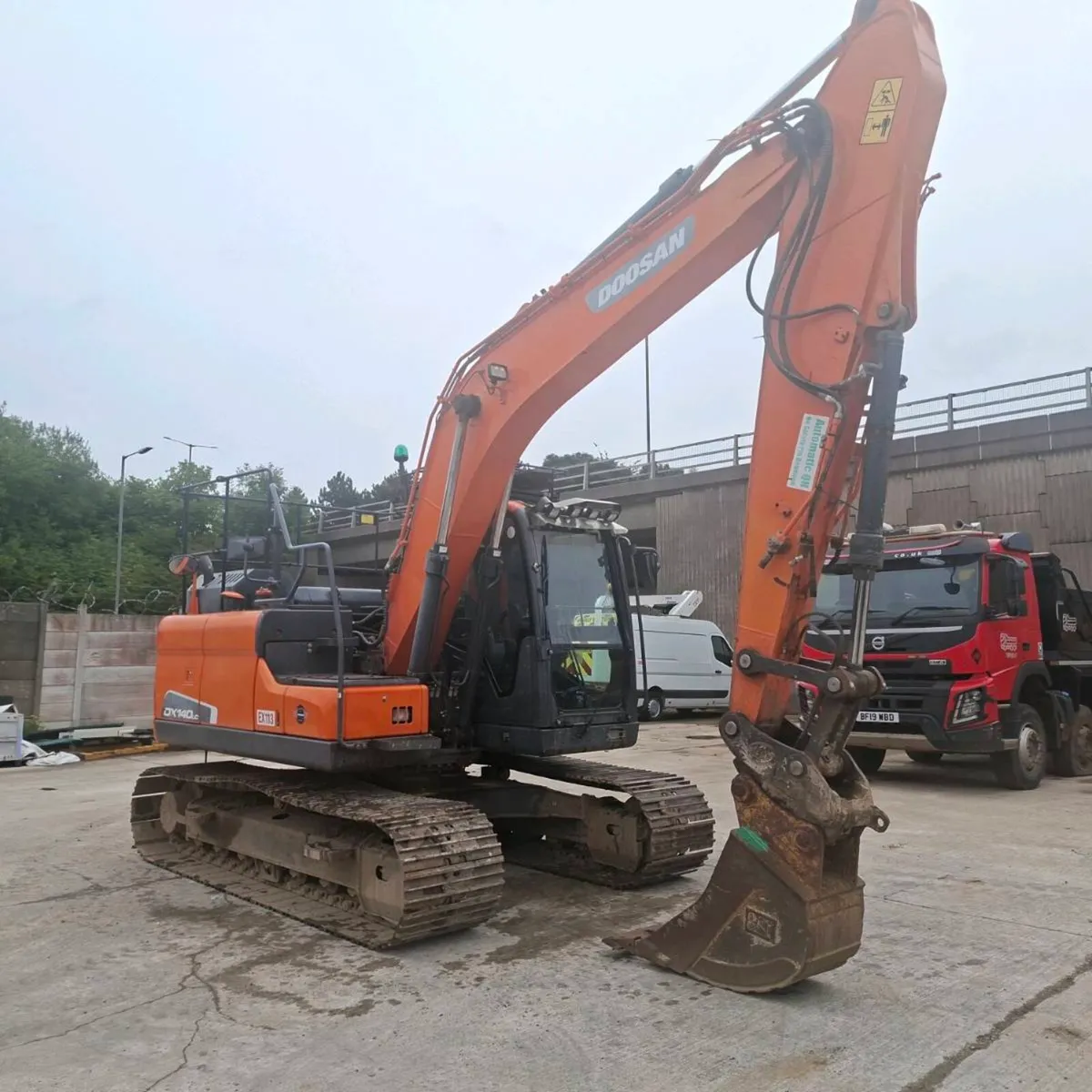 Doosan DX140LC-5 - Image 2