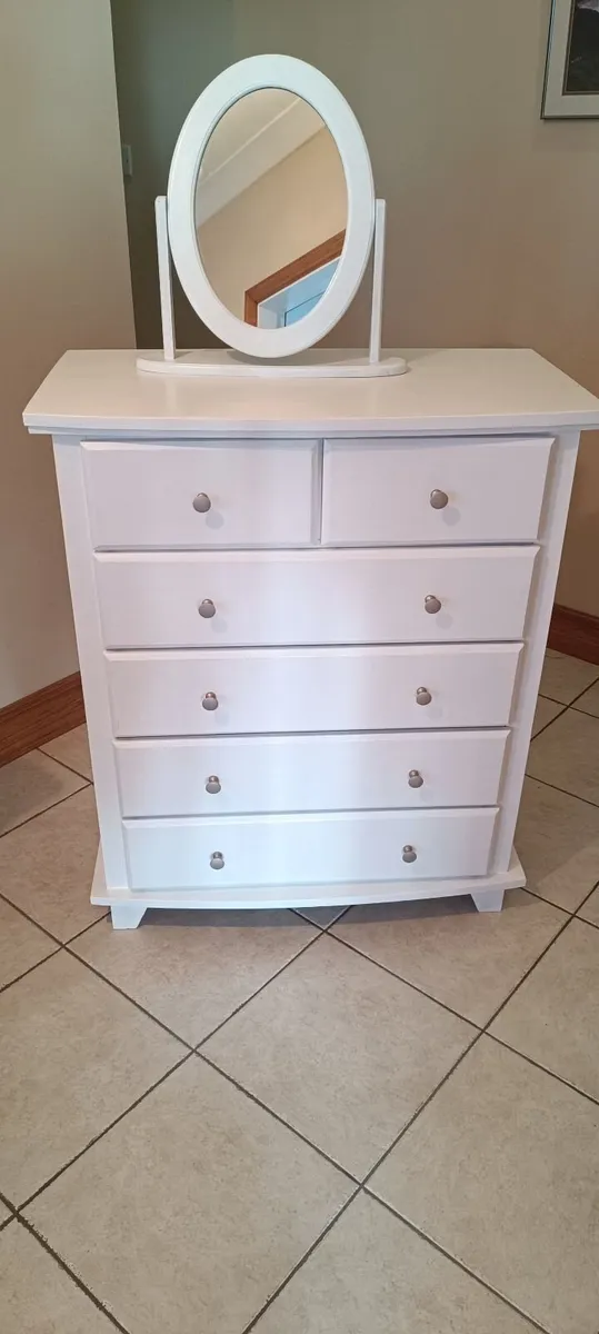 Chest of drawers with Mirror and beside locker - Image 1