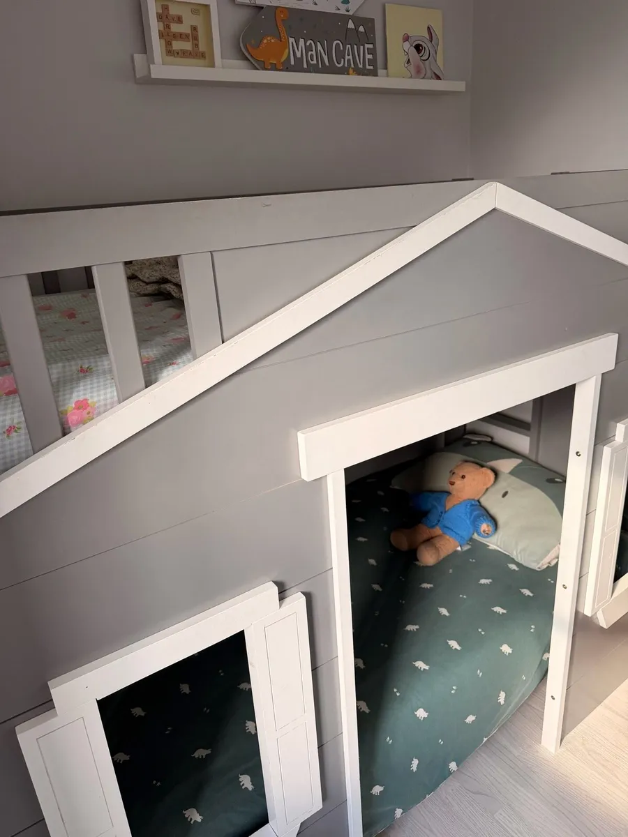 Playhouse Bunk Bed / Loft Bed - Image 2