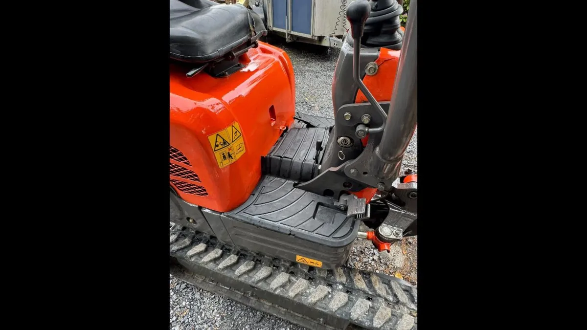 Kubota Micro Digger - Image 3