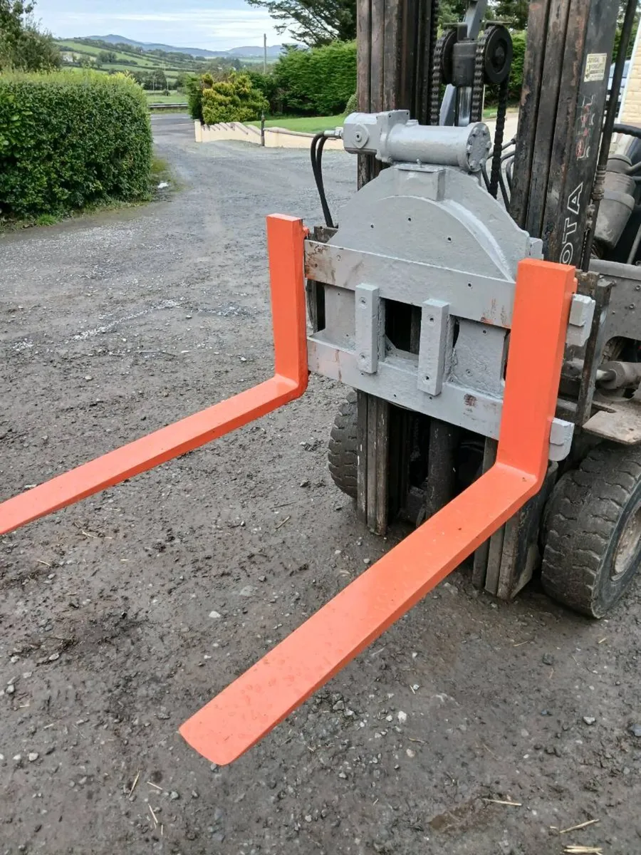 Pallet fork rotator - Image 1