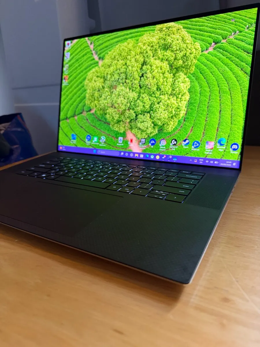 Dell XPS 17 9730 Gaming laptop - Image 2