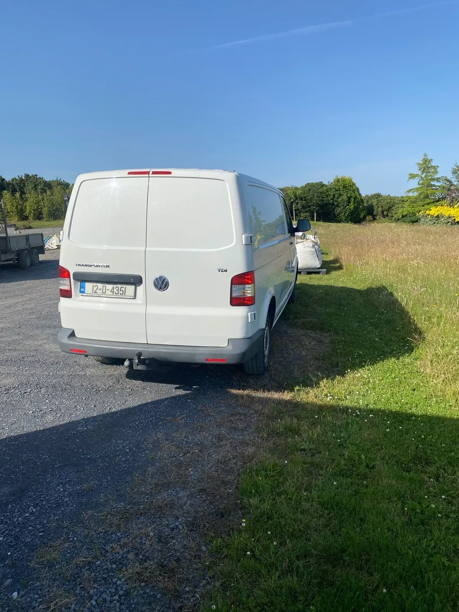 Volkswagen Transporter Van - Image 3