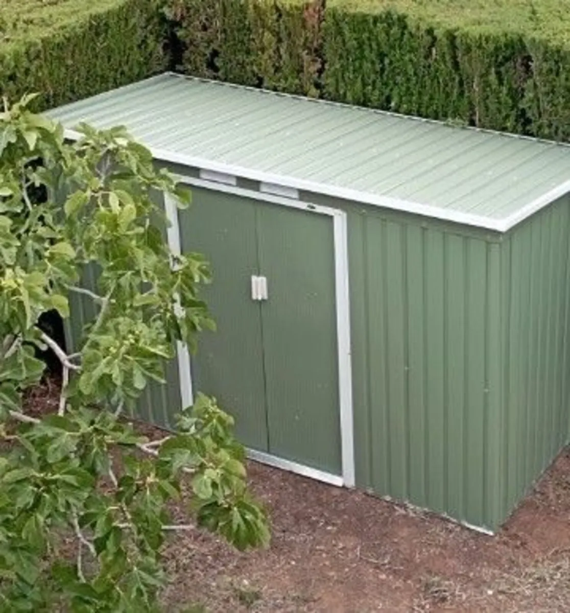 9ft x 4ft Metal Shed Green - Image 3