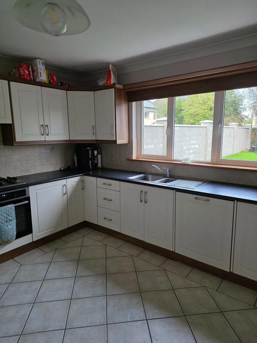 Kitchen - Image 2