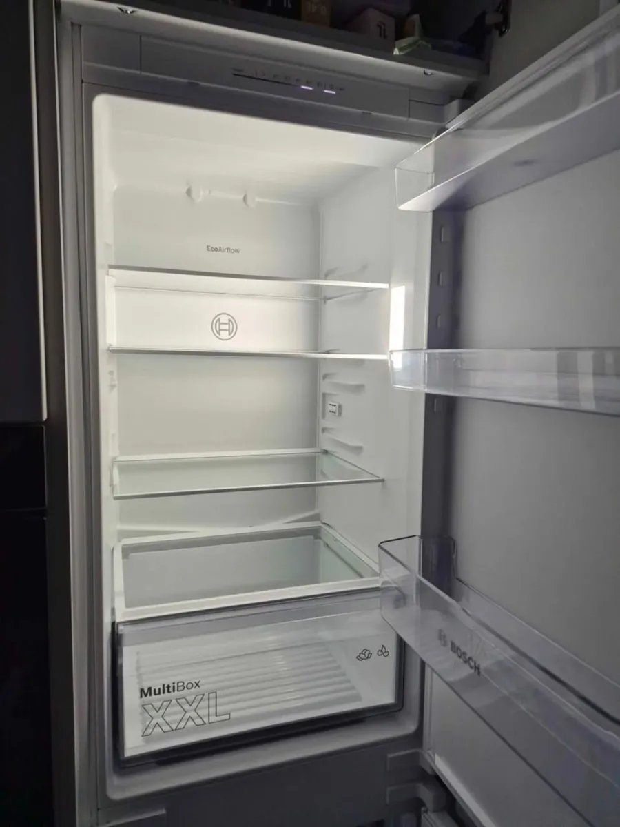 Fridge freezer - Image 2