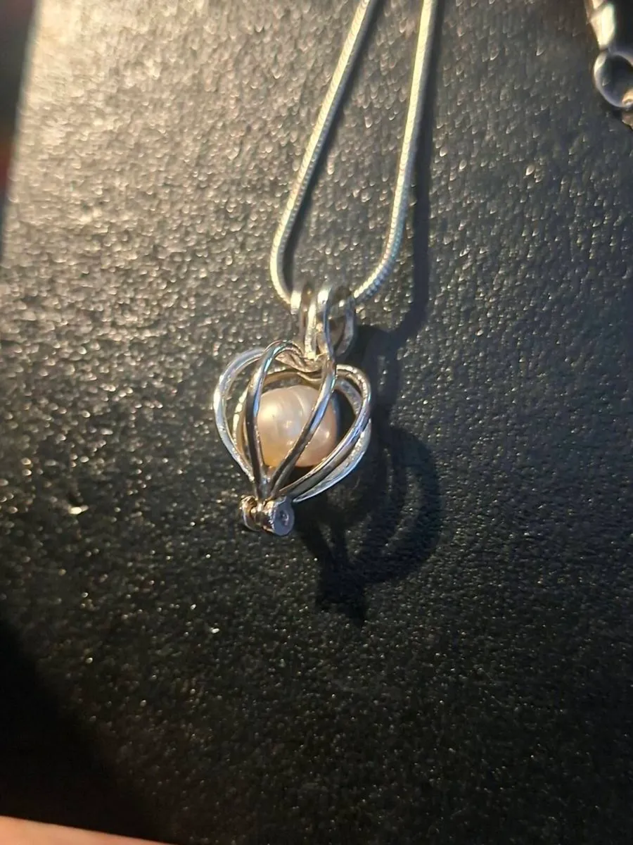 18k White Gold Plated Heart-cage Pearl Pendant - Image 1