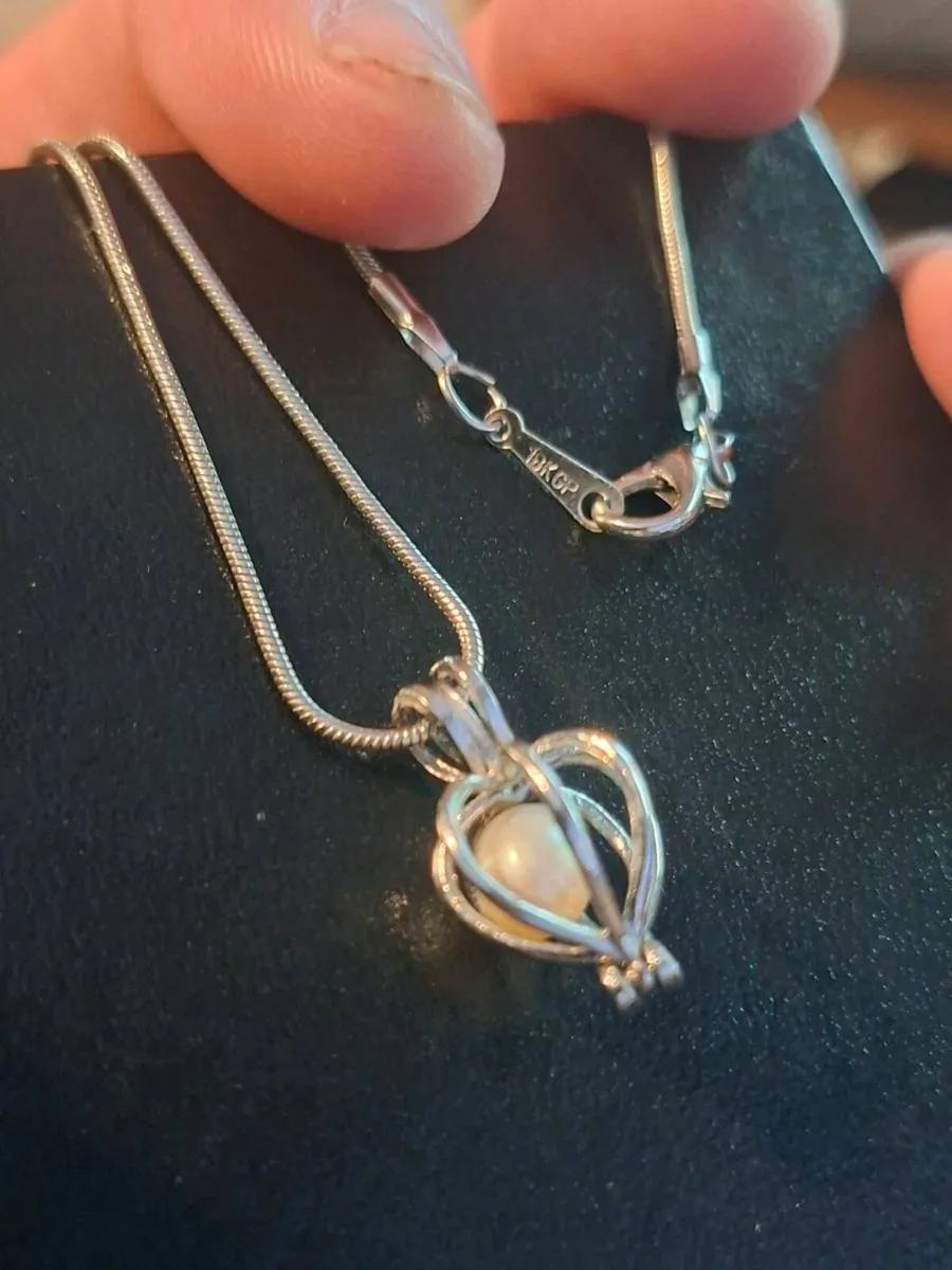 18k White Gold Plated Heart-cage Pearl Pendant - Image 2
