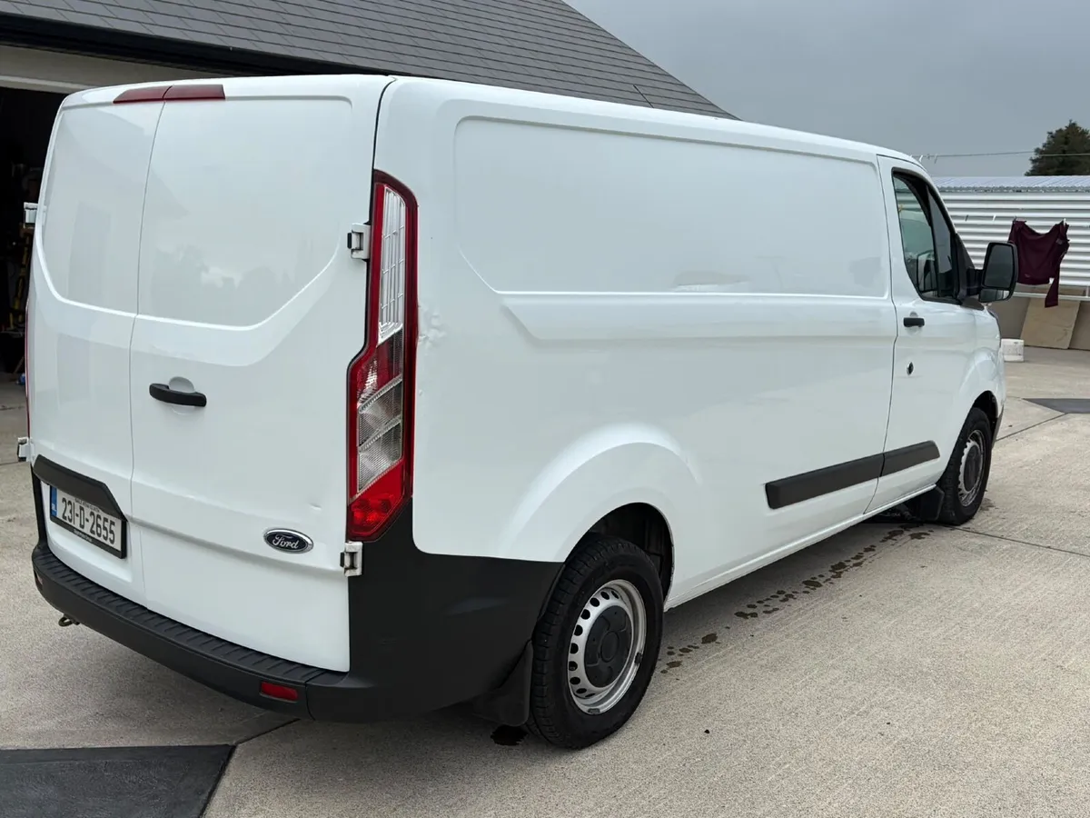 Ford Transit Custom 2023 - Image 3
