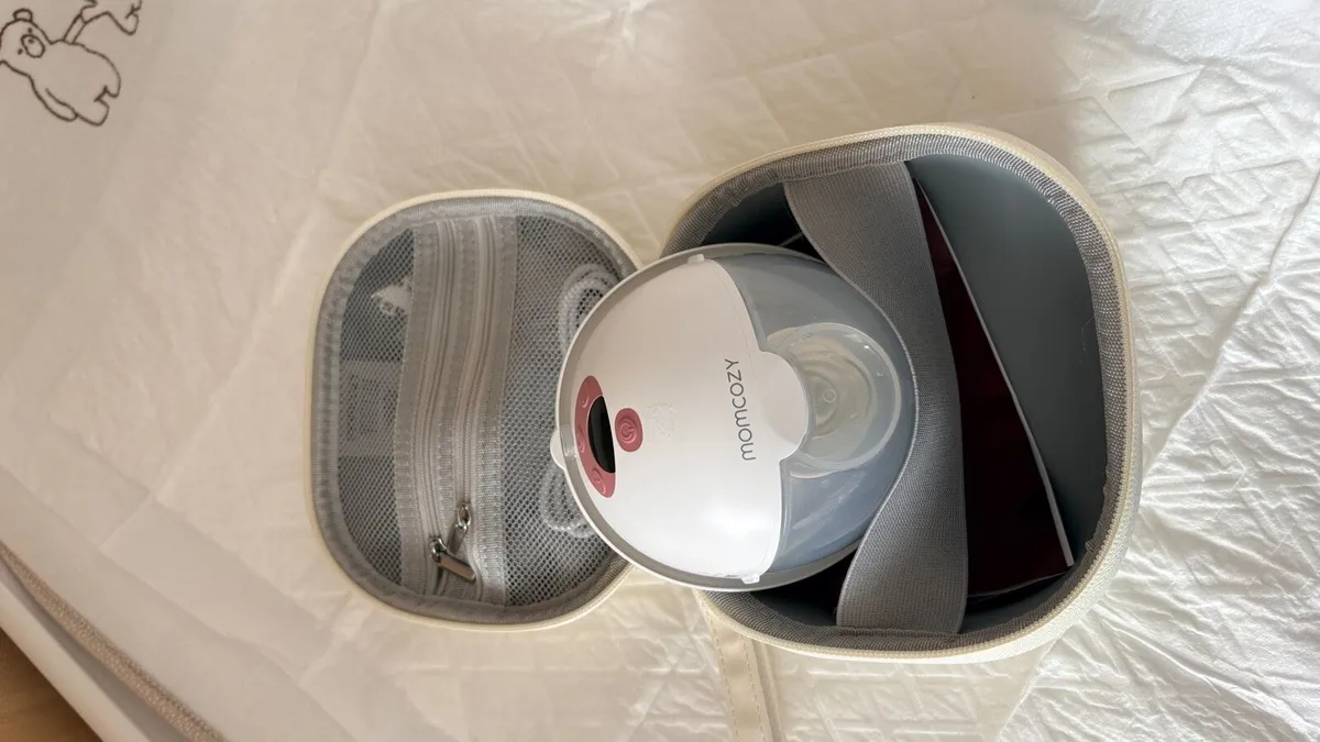 momcozy - Image 2