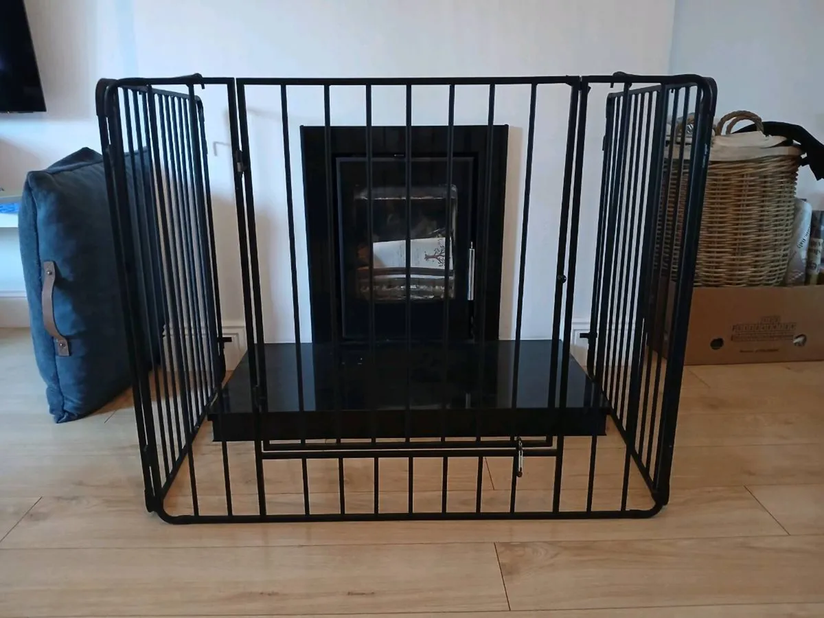 De Vielle Fireguard - Image 1