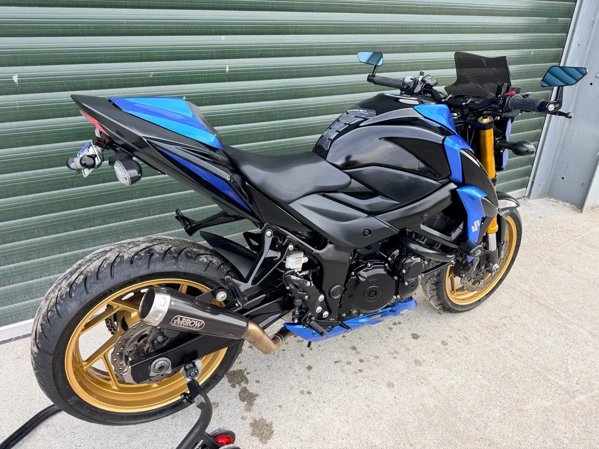 Suzuki GSXS 750 - Image 4