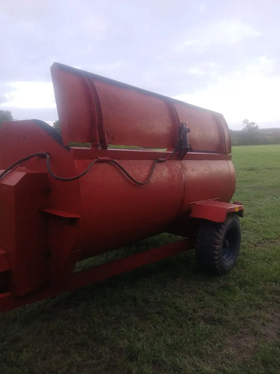 Tanco dung speader for sale - Image 2