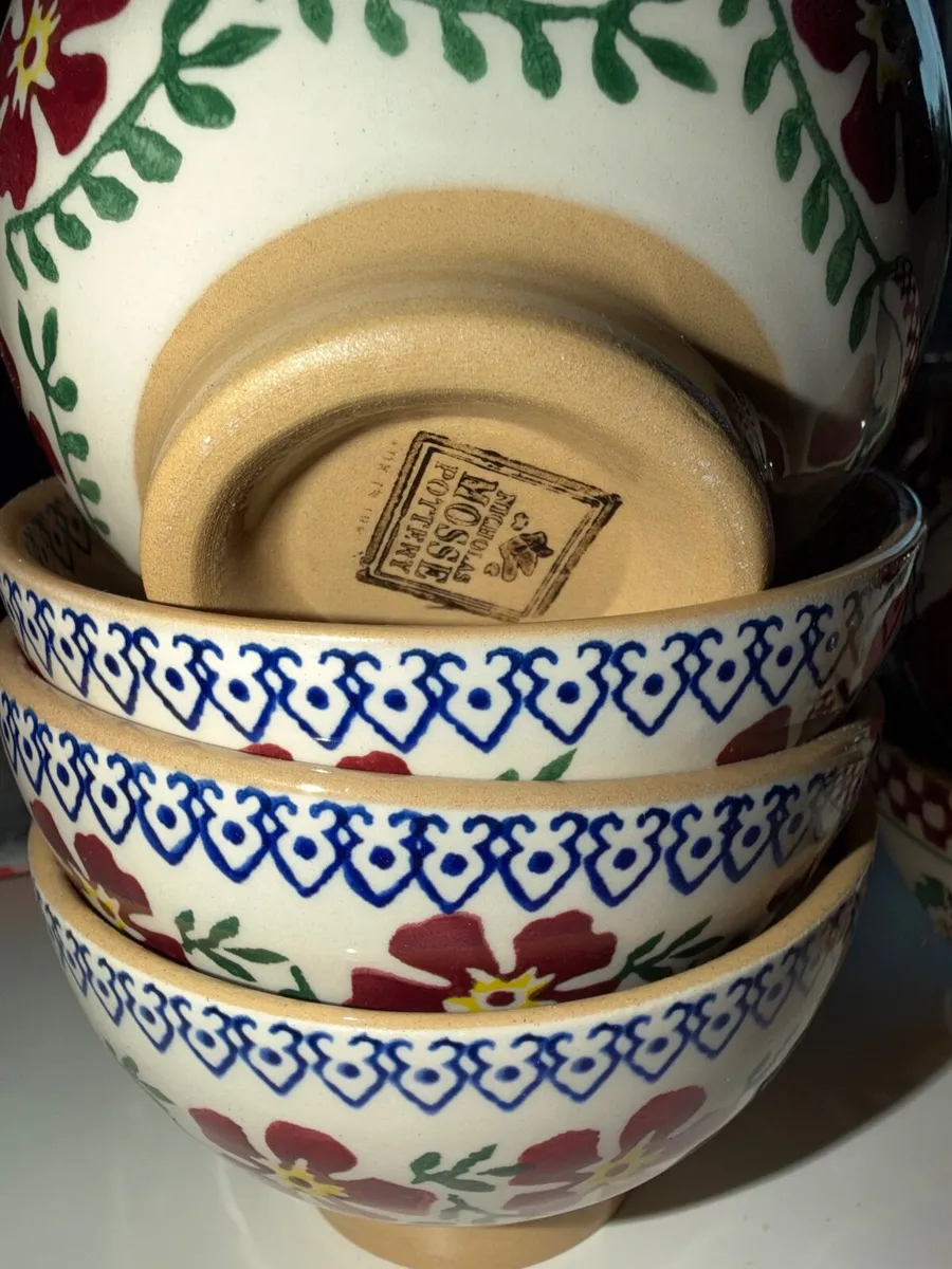 Mosses pottery - Image 1