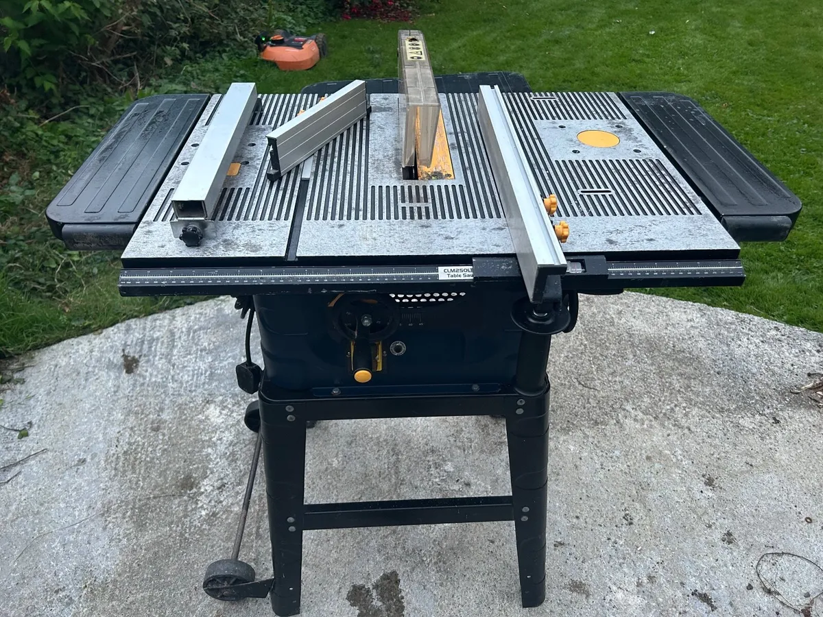 FREE Table saw - Image 1