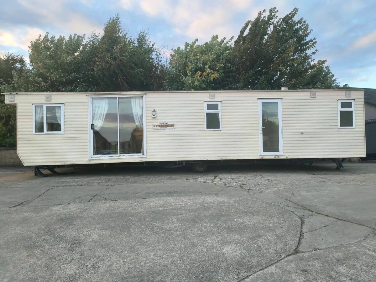 Mobile home - Image 1