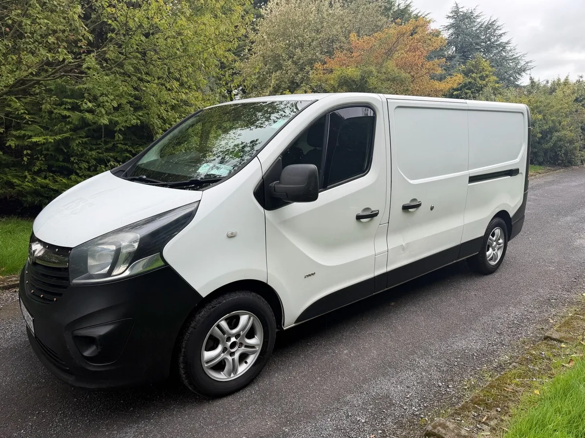 2015 Opel Vivaro LWB 1.6 CDTI - Image 2