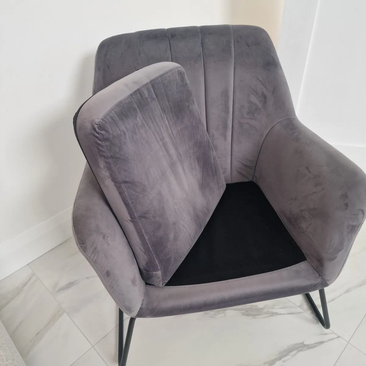 Pair of chairs - Image 2