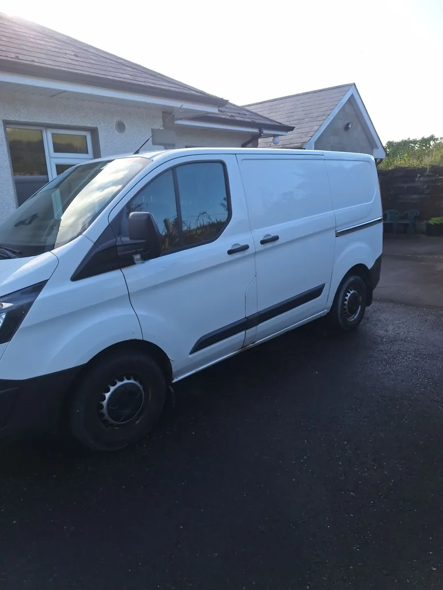 Ford Transit Custom 2015 - Image 2