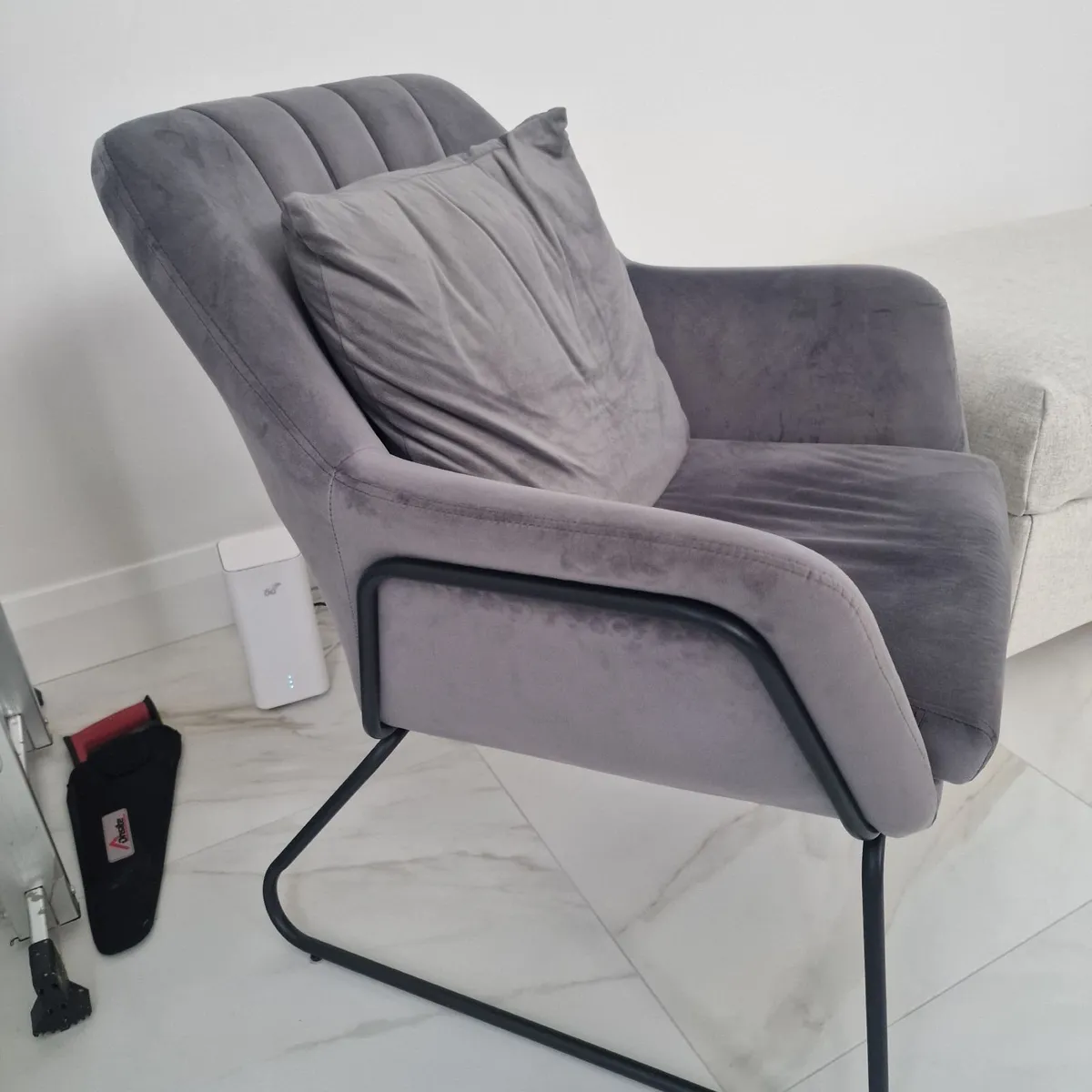 Pair of chairs - Image 4