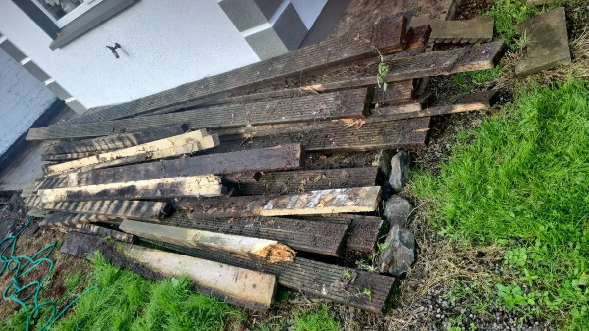 FREE Large amount of FIREWOOD - Image 2