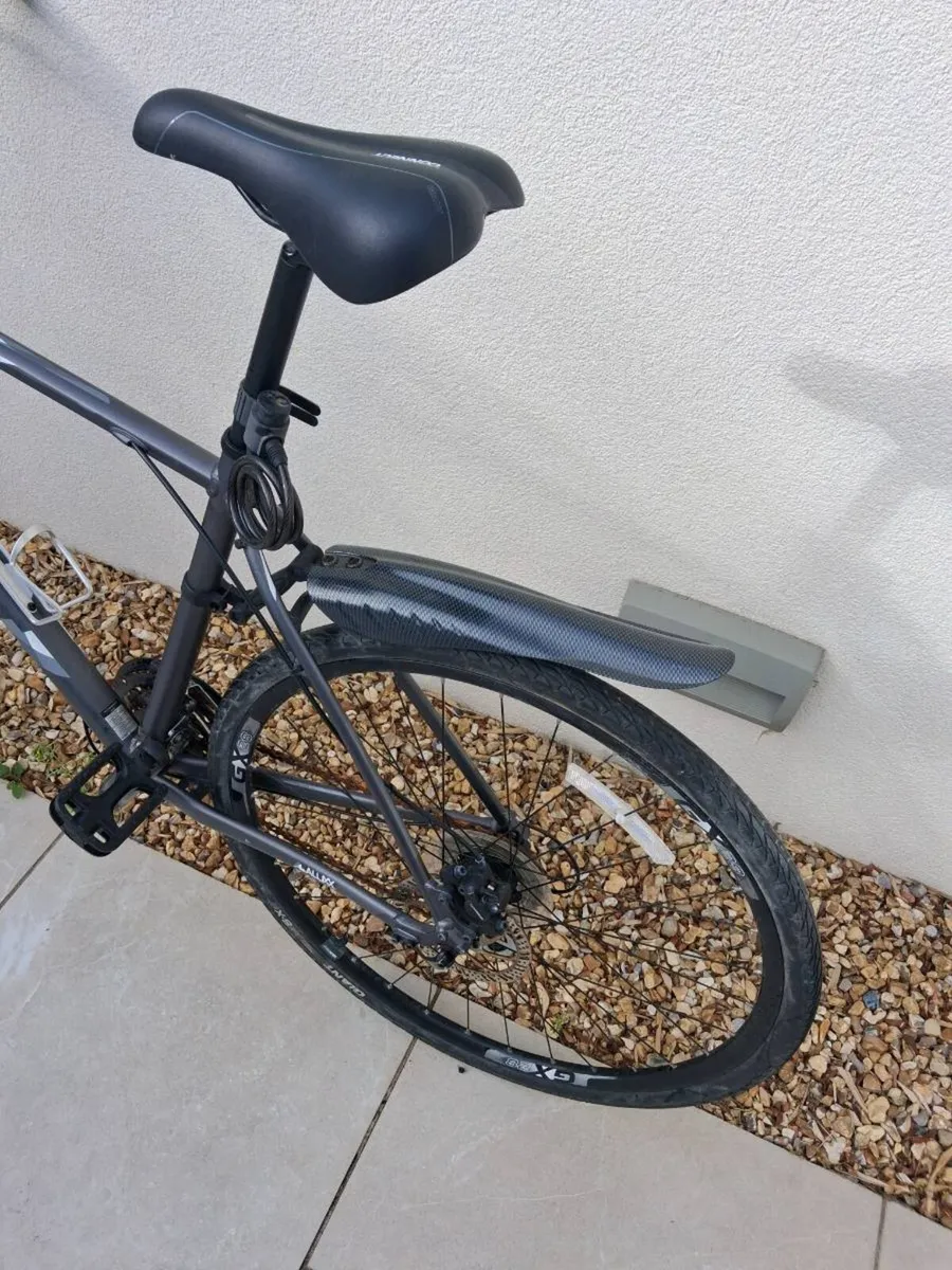 Giant Escape Hybrid - Image 4