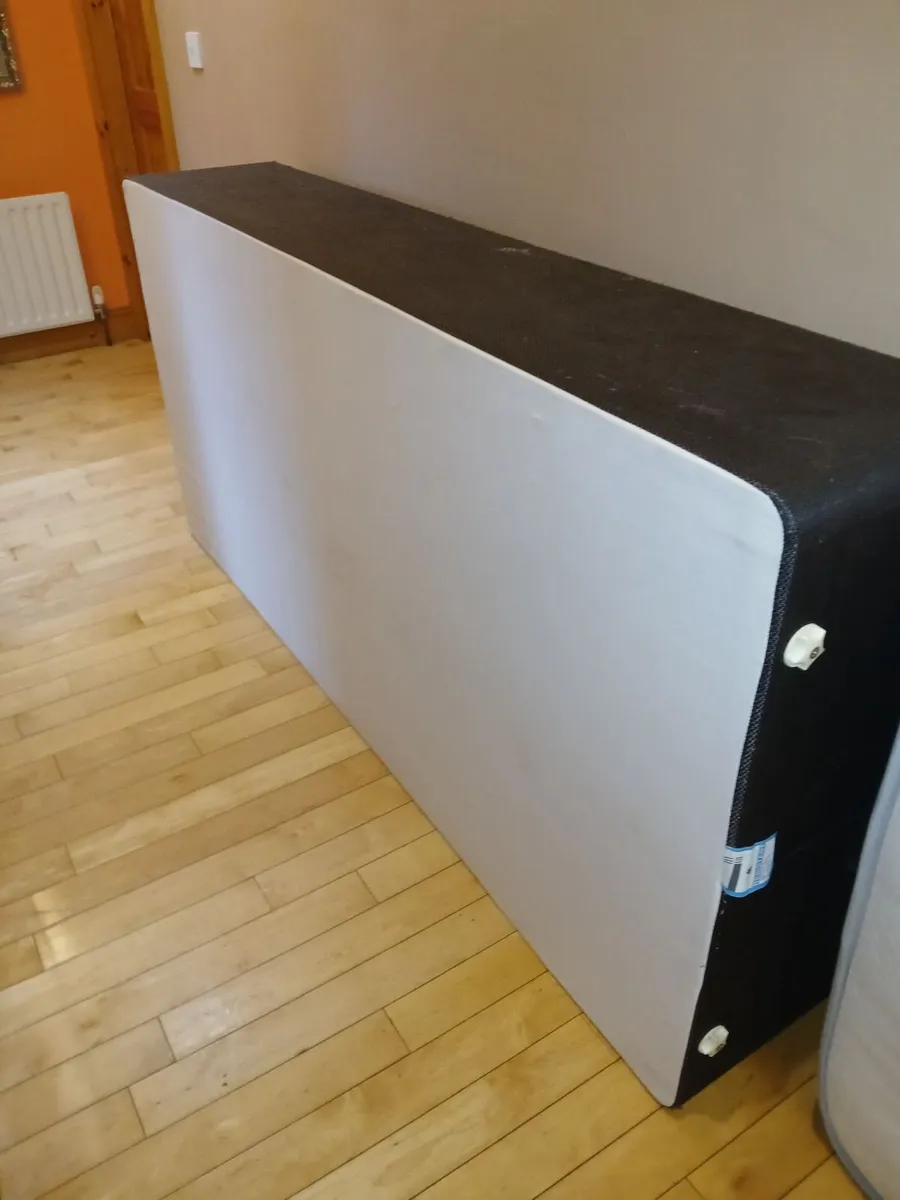 Base and matress - Image 1