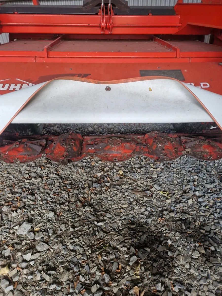 Kuhn Fct3160 mower conditioner - Image 1