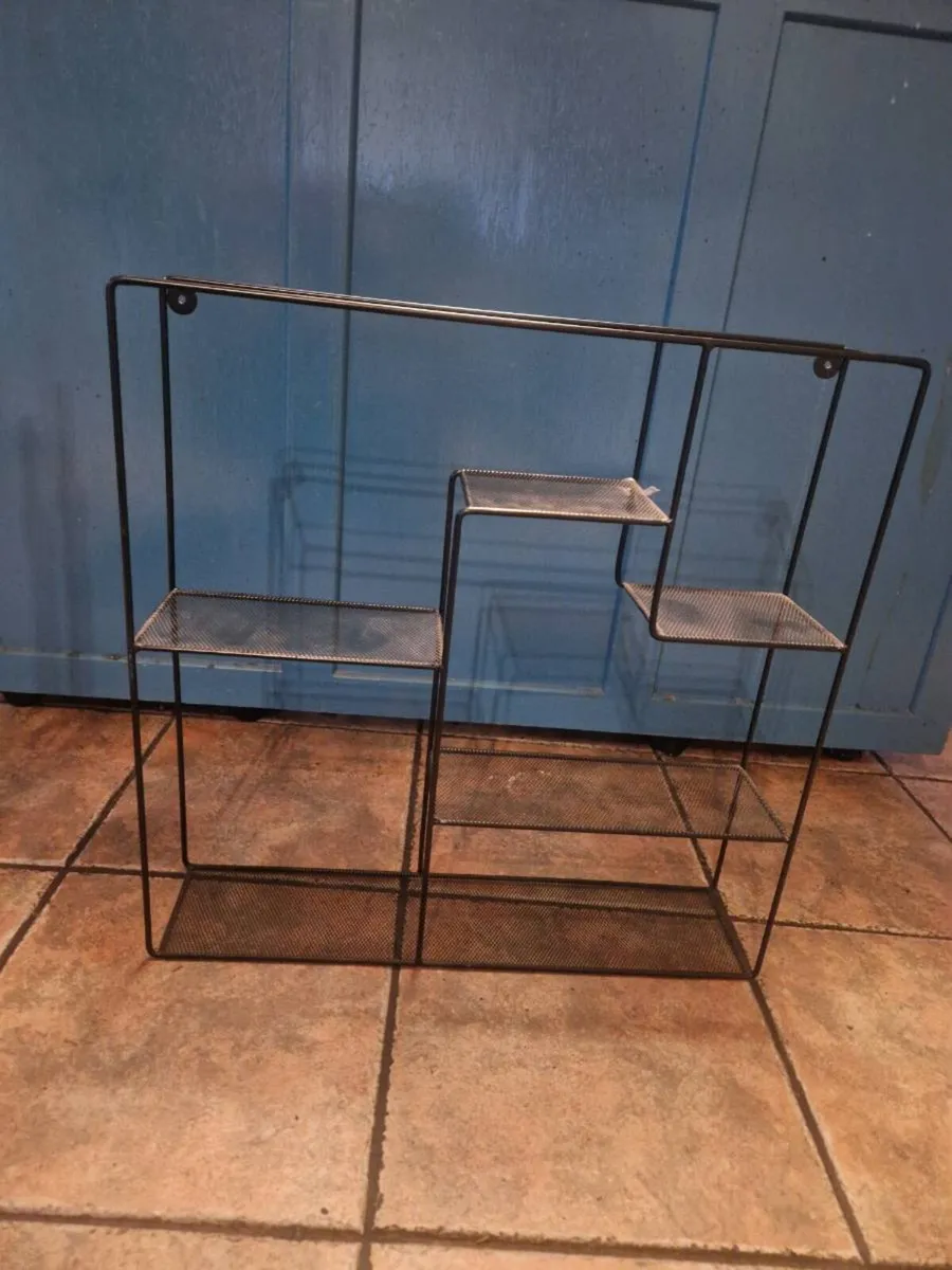 Shelf - Image 3