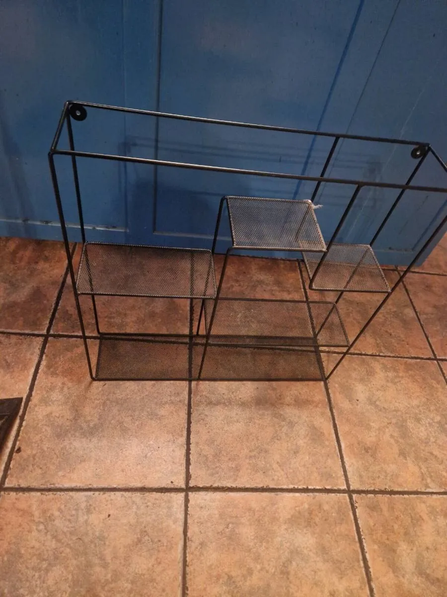 Shelf - Image 4
