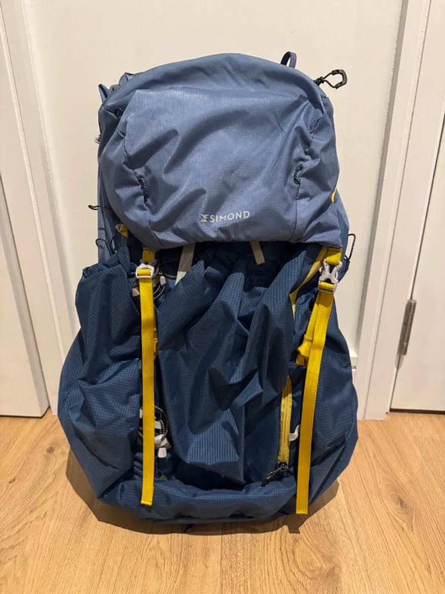 Simone MT900 Light 50+10L Trekking Backpack (with Rain Cover) - Image 1
