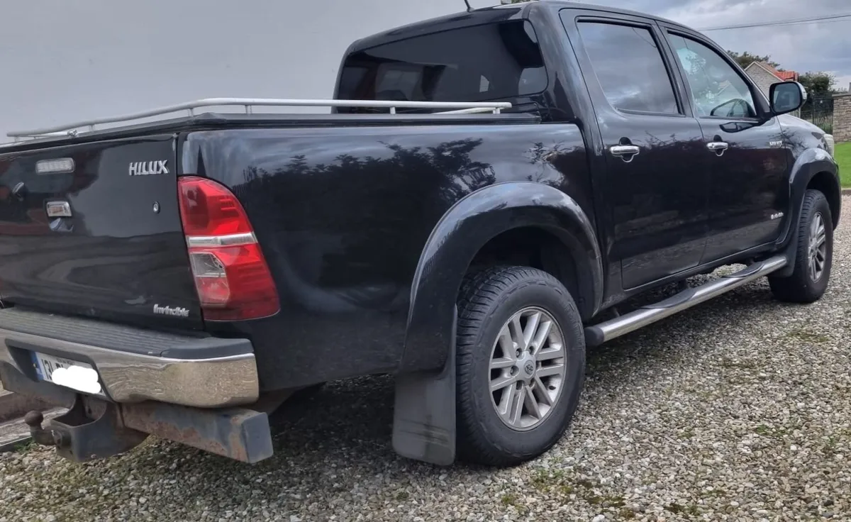 Toyota Hilux 2013 - Image 3