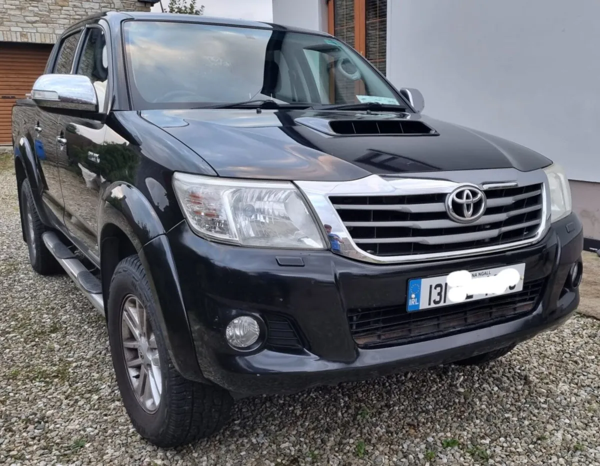 Toyota Hilux 2013 - Image 1